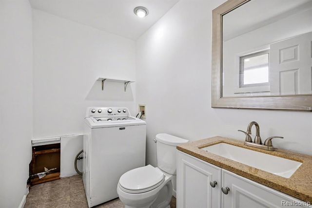 35337 Little Mack Avenue, Clinton Township, MI 48035