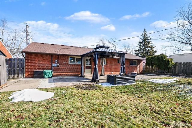 35337 Little Mack Avenue, Clinton Township, MI 48035