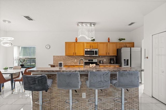 4722 CUMBRIAN LAKES DRIVE, Kissimmee, FL 34746