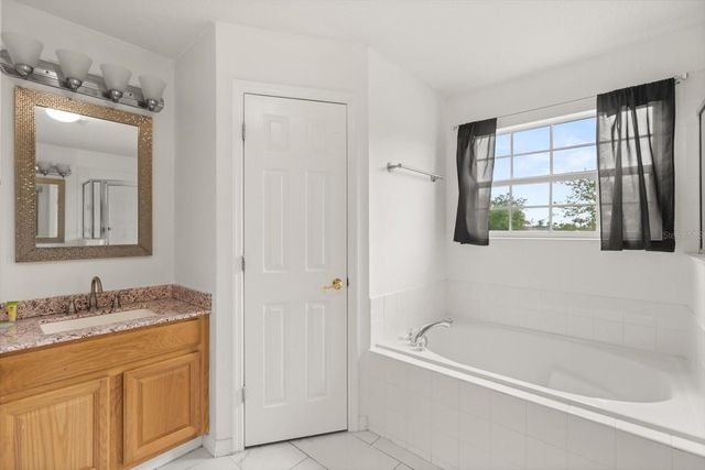 4722 CUMBRIAN LAKES DRIVE, Kissimmee, FL 34746