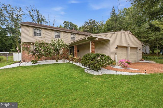 557 COVERED RD, Cherry Hill, NJ 08034