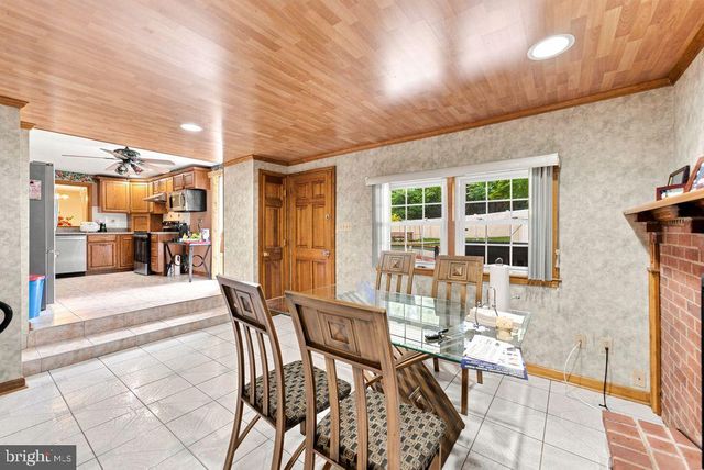 557 COVERED RD, Cherry Hill, NJ 08034