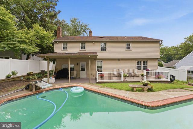 557 COVERED RD, Cherry Hill, NJ 08034