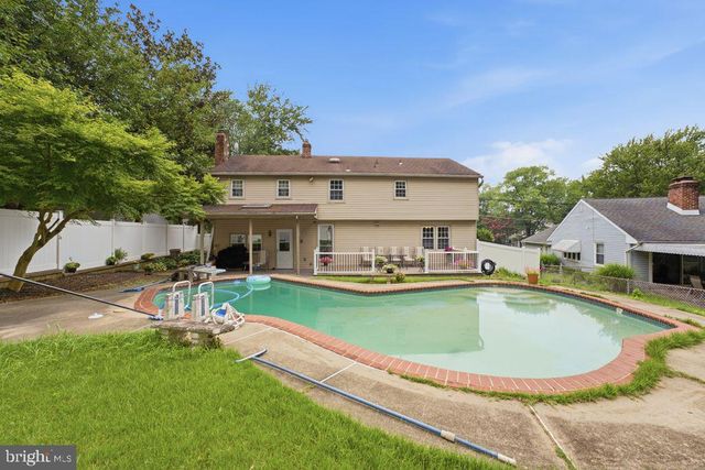 557 COVERED RD, Cherry Hill, NJ 08034