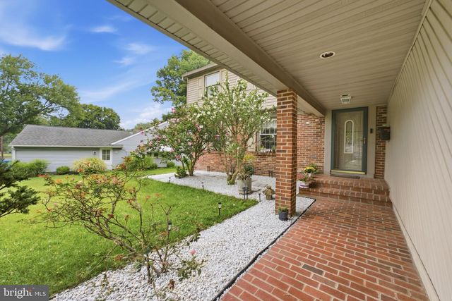 557 COVERED RD, Cherry Hill, NJ 08034