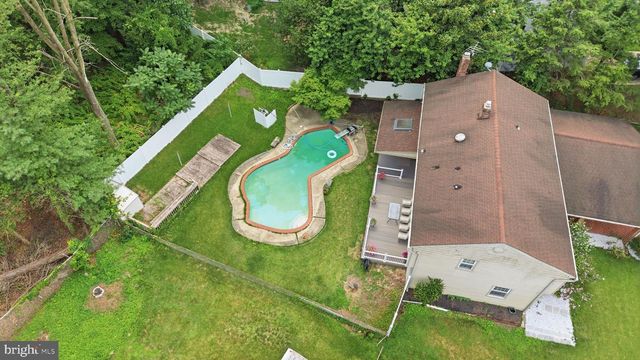 557 COVERED RD, Cherry Hill, NJ 08034