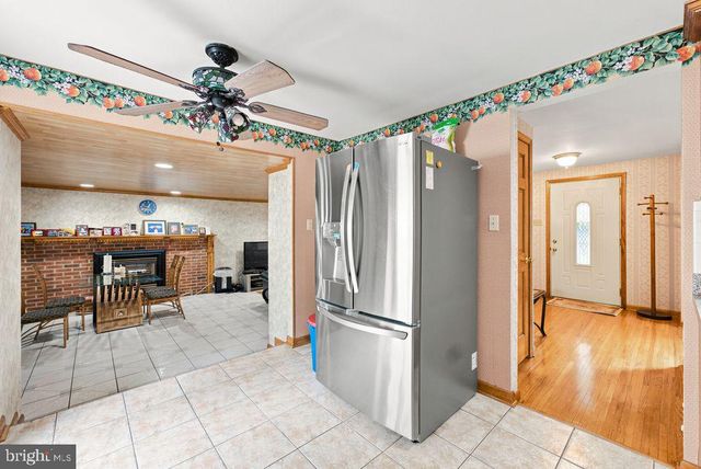 557 COVERED RD, Cherry Hill, NJ 08034