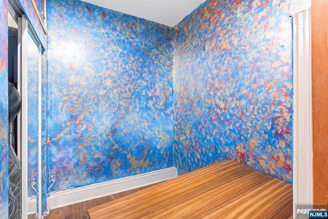 219 Pacific Avenue, Jersey City, NJ 07304