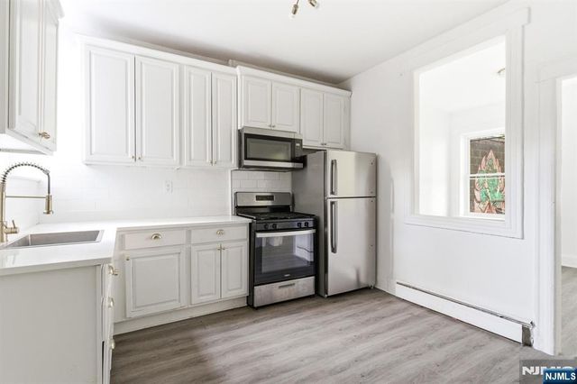 219 Pacific Avenue, Jersey City, NJ 07304