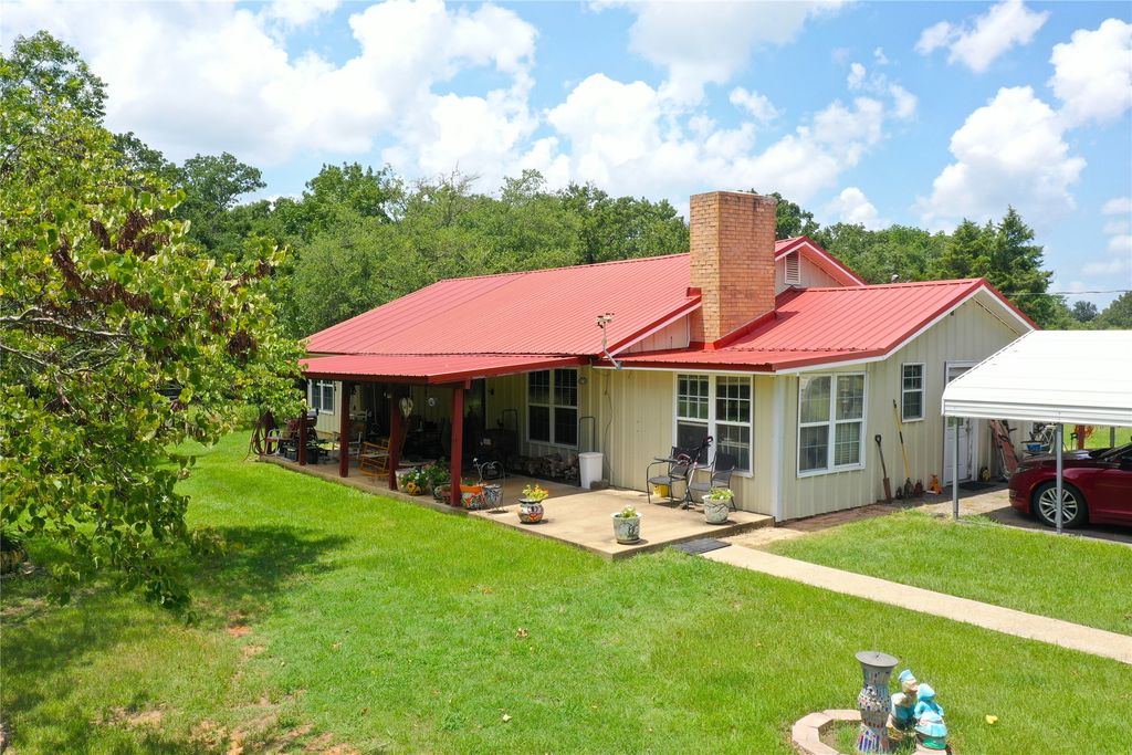 1088 Fm 27, Wortham, TX 76693