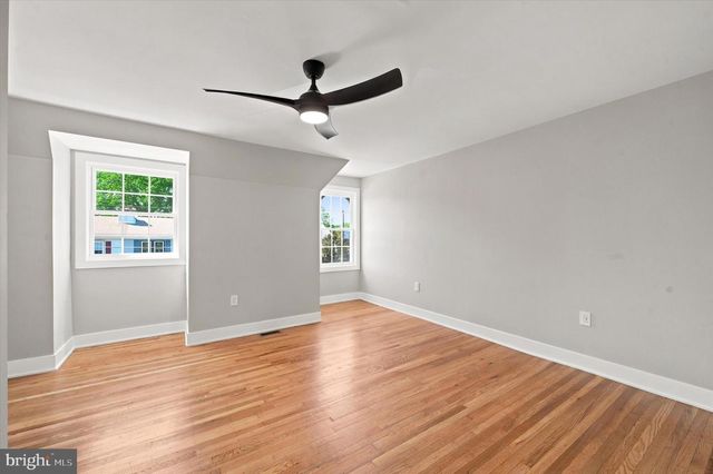 247 N LINDEN AVE, Upper Darby, PA 19082