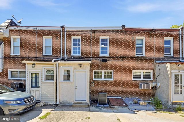 247 N LINDEN AVE, Upper Darby, PA 19082