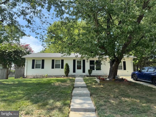 8116 STEADMAN ST, Alexandria, VA 22309