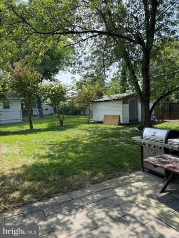 8116 STEADMAN ST, Alexandria, VA 22309
