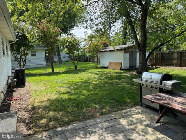8116 STEADMAN ST, Alexandria, VA 22309