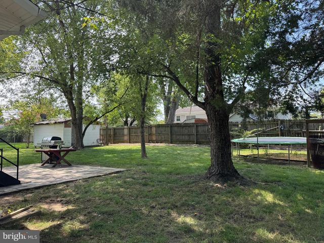 8116 STEADMAN ST, Alexandria, VA 22309