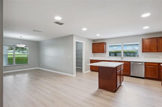24600 CALUSA BOULEVARD, Eustis, FL 32736