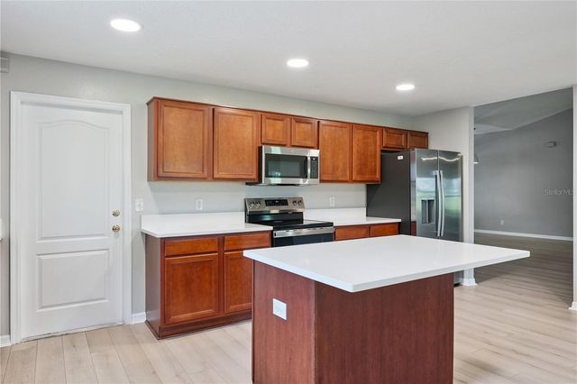 24600 CALUSA BOULEVARD, Eustis, FL 32736