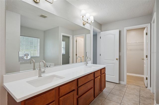 24600 CALUSA BOULEVARD, Eustis, FL 32736