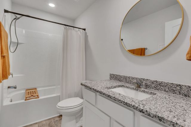 809 Dallas Dr, Columbia, TN 38401