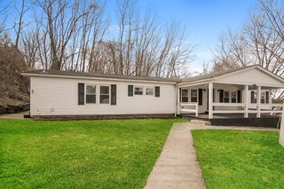 1413 Wimpole St, Hopewell Twp - Bea, PA 15001