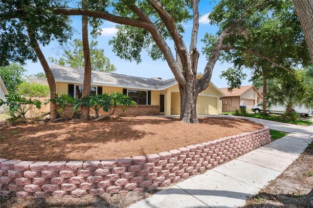 7437 BURNWAY DRIVE, Orlando, FL 32819