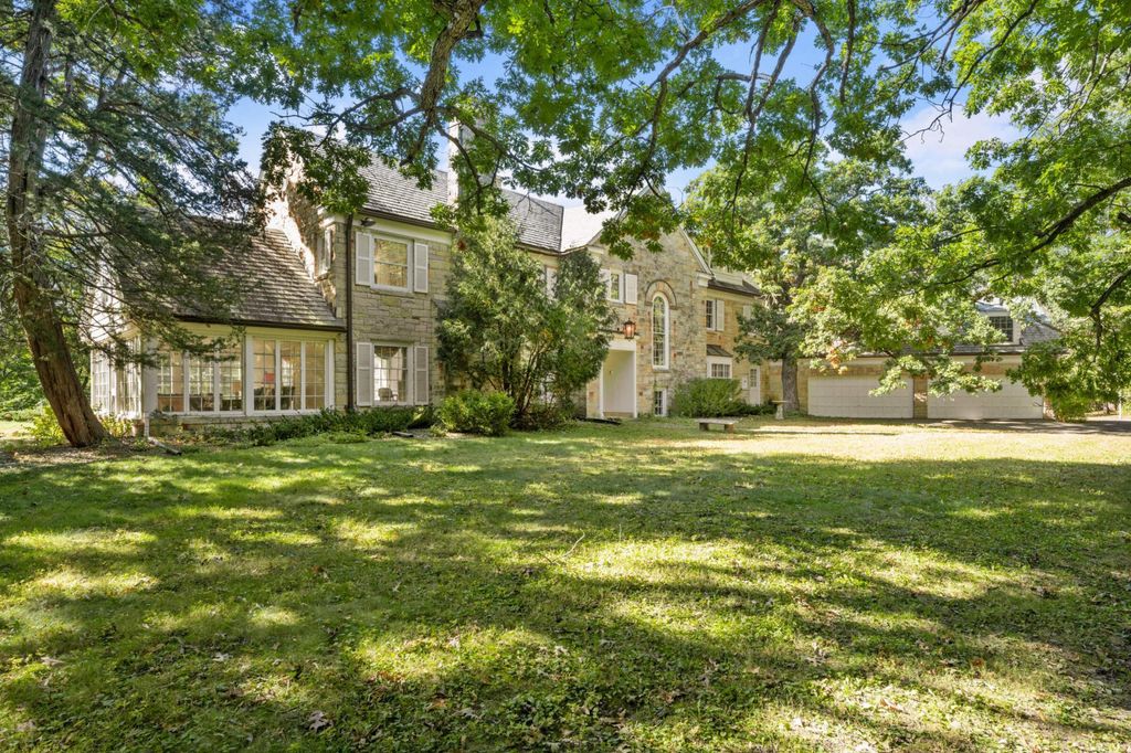 8 Merilane, Edina, MN 55436 — photo 4