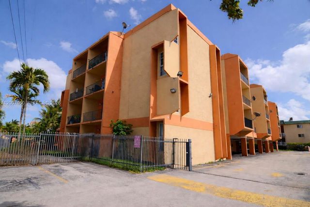6780 W 2nd Ct 212, Hialeah, FL 33012