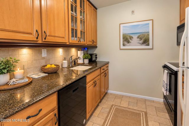 1017D Aberdeen Drive, Lakewood, NJ 08701