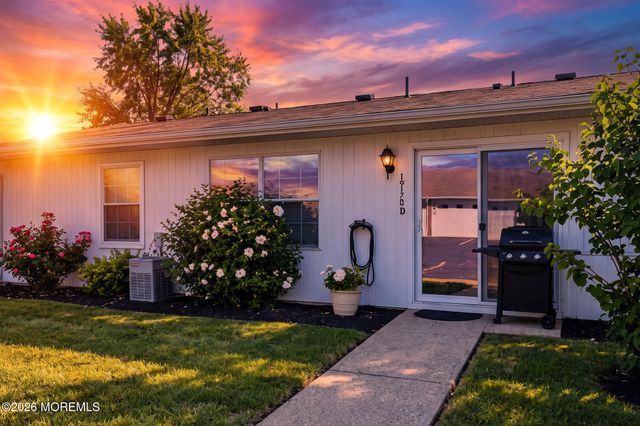 1017D Aberdeen Drive, Lakewood, NJ 08701