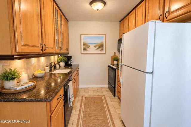 1017D Aberdeen Drive, Lakewood, NJ 08701