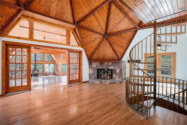 8315 Kansas Avenue, Kansas City, KS 66109