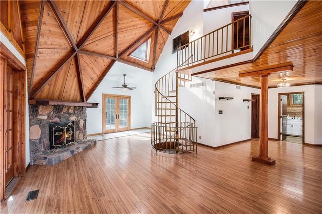 8315 Kansas Avenue, Kansas City, KS 66109