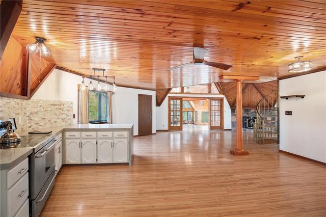 8315 Kansas Avenue, Kansas City, KS 66109