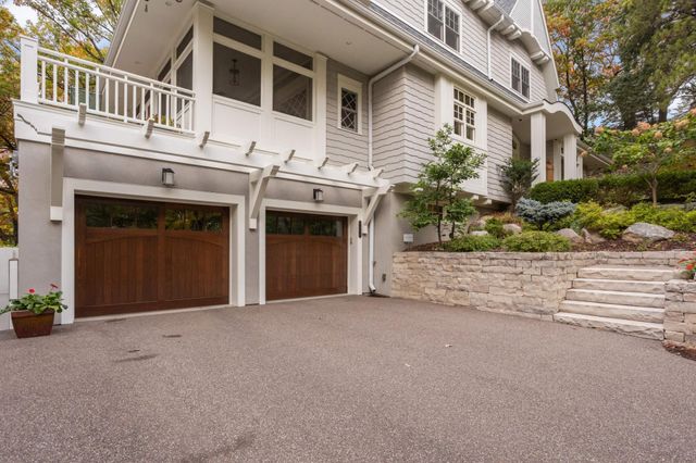 6500 Indian Hills Pass, Edina, MN 55439