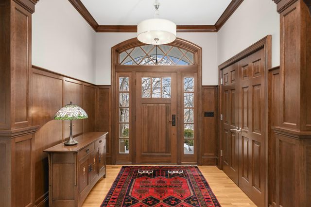 6500 Indian Hills Pass, Edina, MN 55439