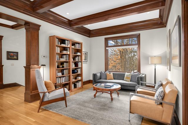 6500 Indian Hills Pass, Edina, MN 55439