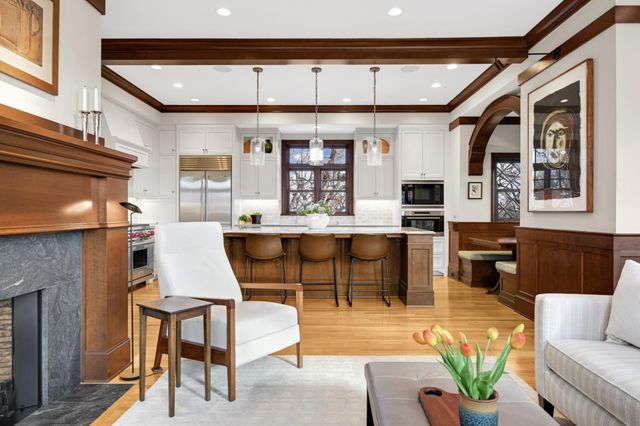 6500 Indian Hills Pass, Edina, MN 55439