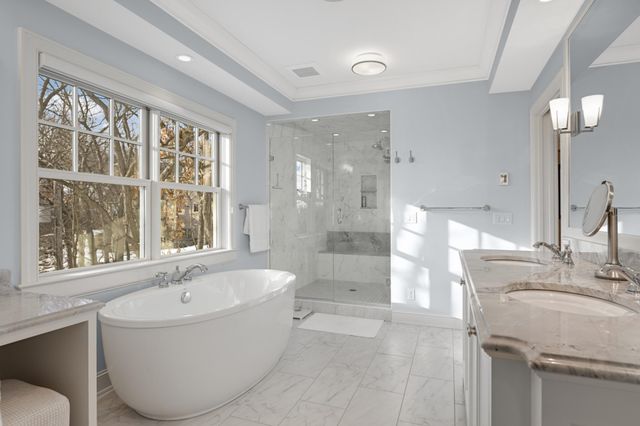 6500 Indian Hills Pass, Edina, MN 55439