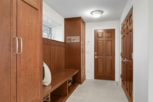 6500 Indian Hills Pass, Edina, MN 55439