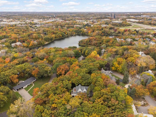 6500 Indian Hills Pass, Edina, MN 55439