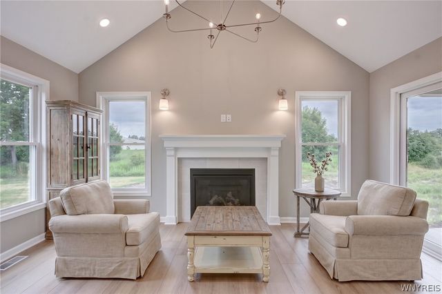 13 Juliette Drive, Lancaster, NY 14224