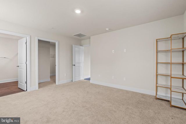 672 ARMSTRONG AVE, Hagerstown, MD 21740