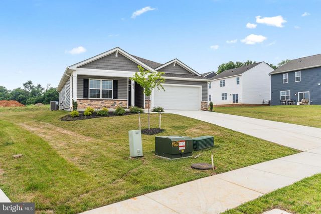 672 ARMSTRONG AVE, Hagerstown, MD 21740