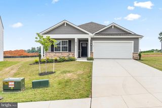 672 ARMSTRONG AVE, Hagerstown, MD 21740