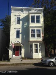 91 Park Avenue #3, Cohoes, NY 12047