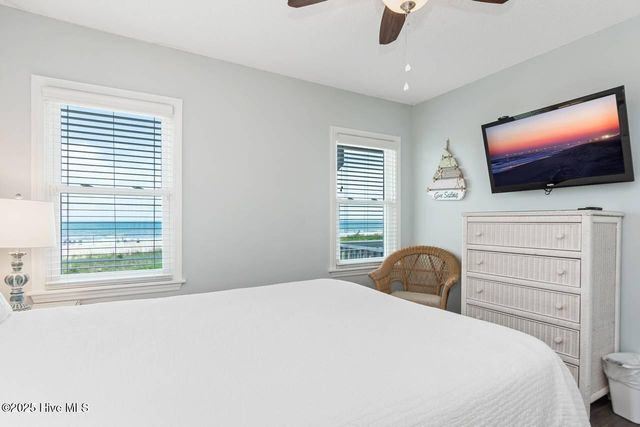 7901 Ocean Drive, Emerald Isle, NC 28594