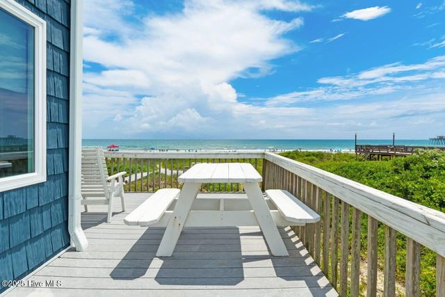 7901 Ocean Drive, Emerald Isle, NC 28594
