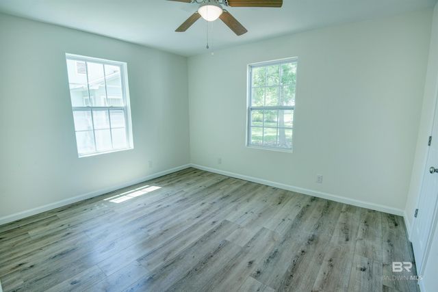 510 E Myrtle Avenue, Foley, AL 36535