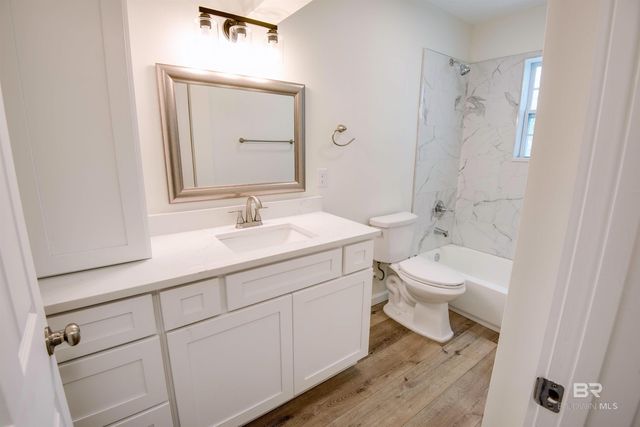 510 E Myrtle Avenue, Foley, AL 36535